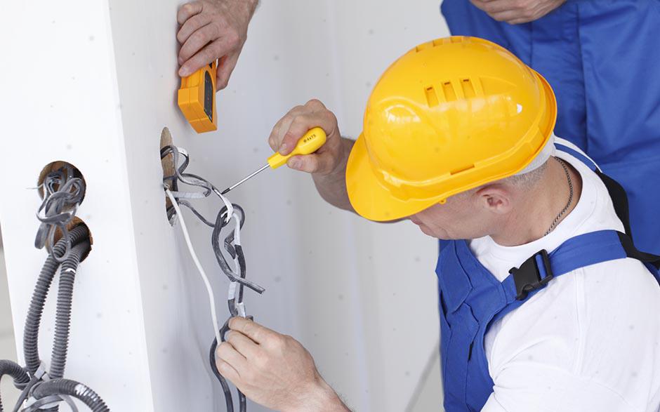 recherche électricien Sèvres